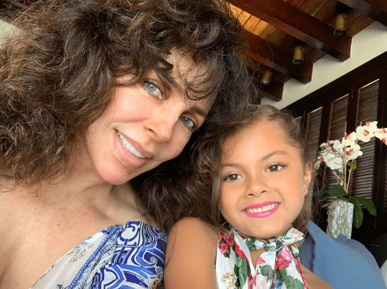 Rafaela le canta las mañanitas a Verónica Castro: “Feliz cumpleaños a mi abuela adorada”