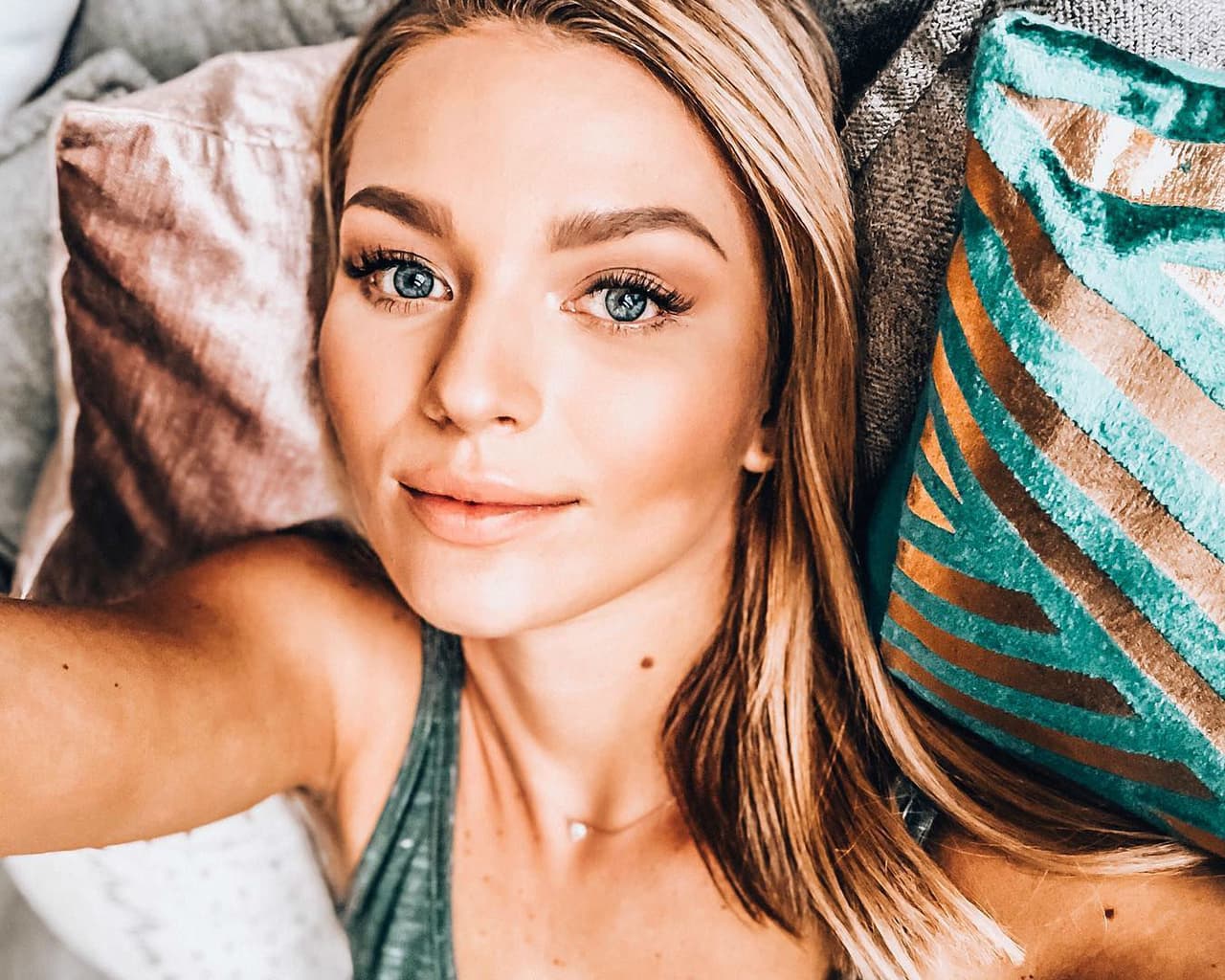 Por esta foto, afirman que Irina Baeva se puso botox