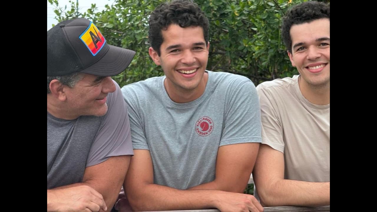 Eduardo Santamarina mostró lo mucho que han crecido sus hijos Eduardo y Roberto por su cumpleaños