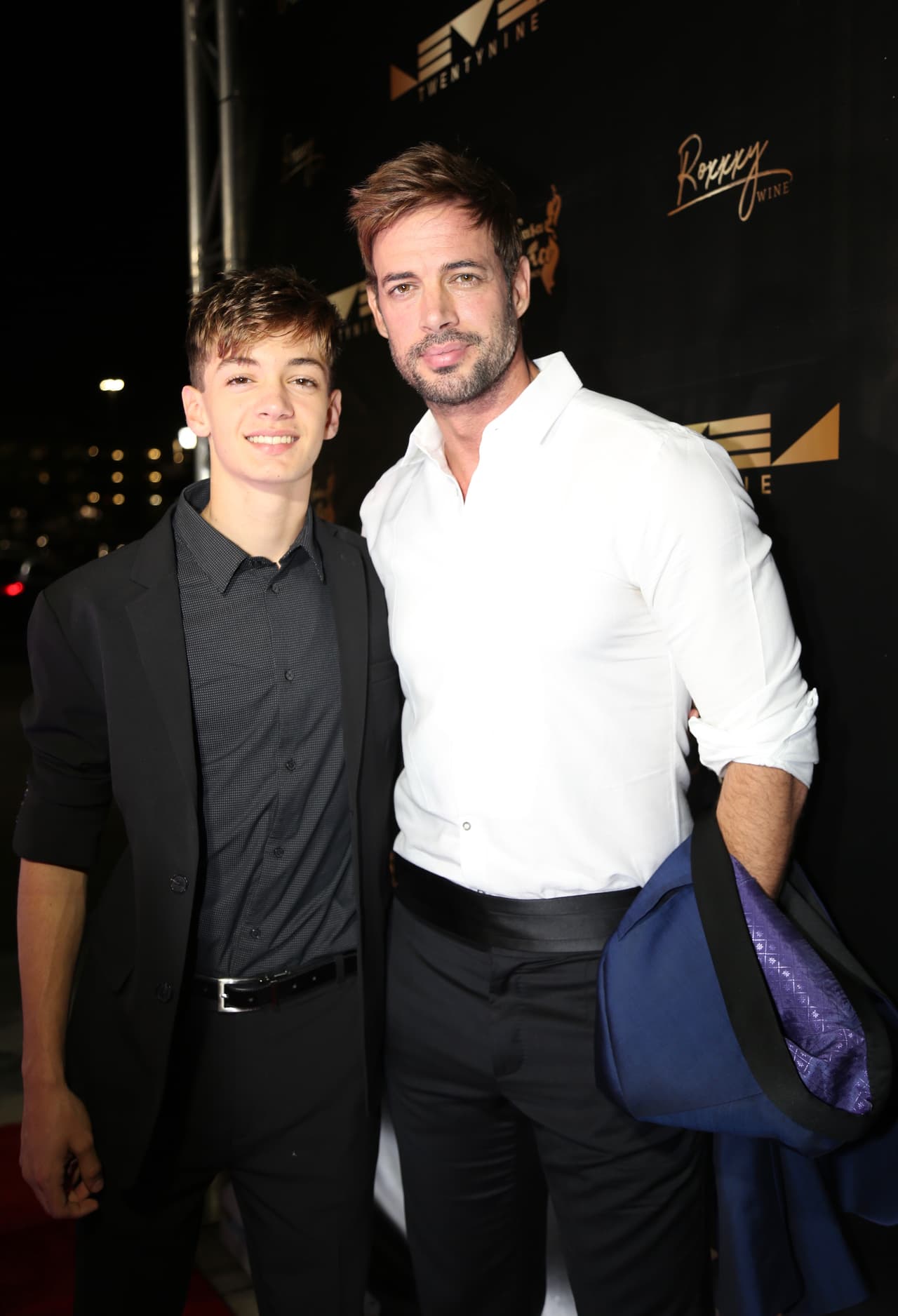 Destapan dramática llamada que hizo hijo de William Levy al 911 tras volcarse en un carro de golf