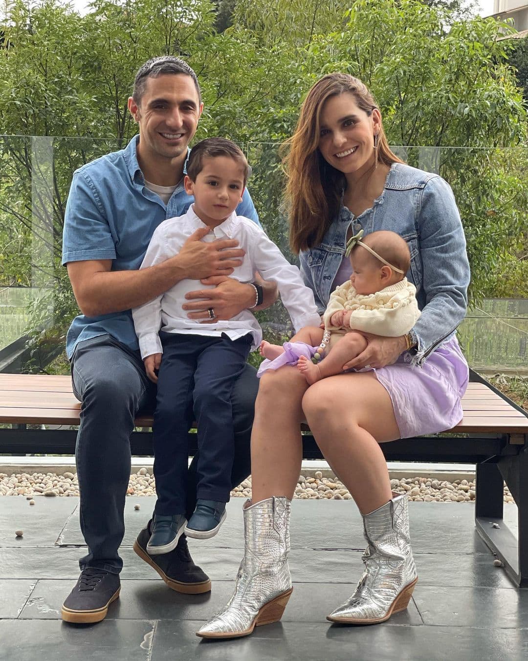 Tania Rincón celebra el bautizo de su hija Amelia y aniversario en íntima fiesta