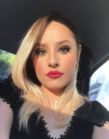 Al igual que su famosa madre, "Majo" como se ha dado a conocer en el ambiente artístico ha perseguido una carrera en la música.