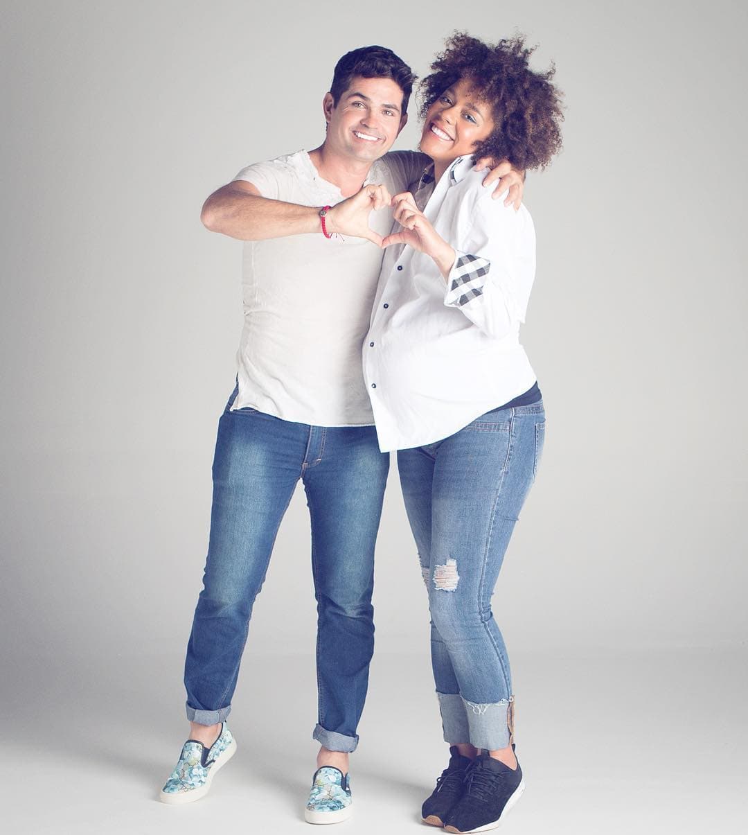 Ferdinando Valencia comparte video inédito del nacimiento de sus mellizos