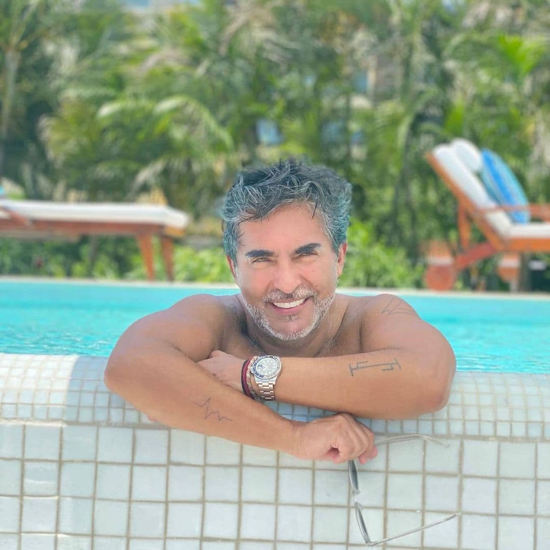 Raúl Araiza se deja ver de lo más cariñoso con la actriz Margarita Vega por primera vez