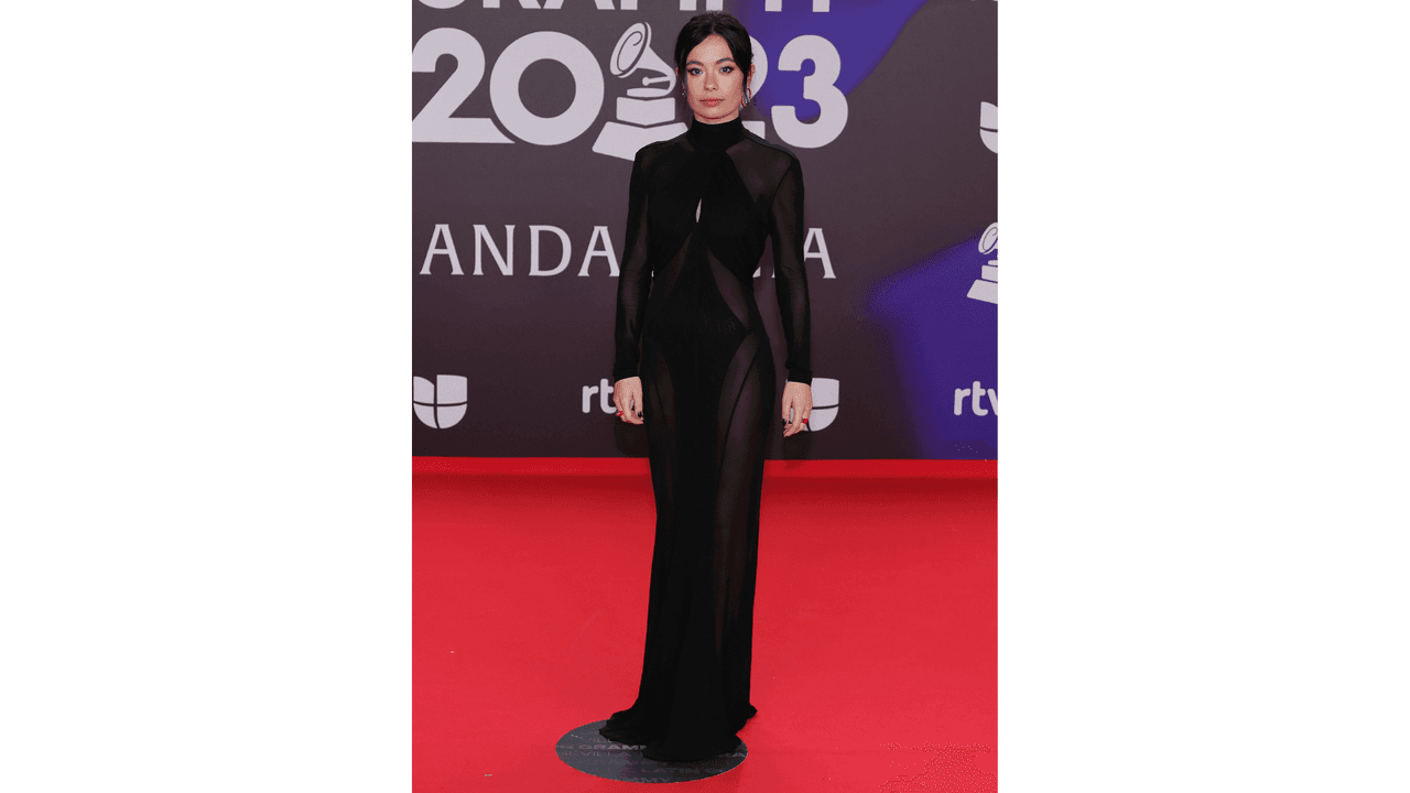 Anna Castillo en la alfombra roja de los Latin GRAMMY 2023