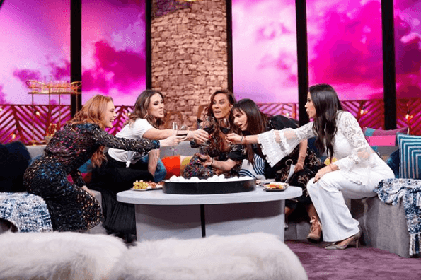 Daniela Magún, Jacky Bracamontes, Consuelo Duval, Natalia Téllez y Paola Rojas en Netas Divinas