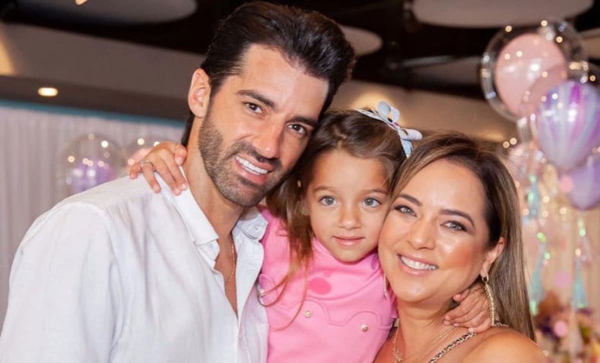 ¿Adamari López mantenía a Toni Costa? Destapan toda la verdad