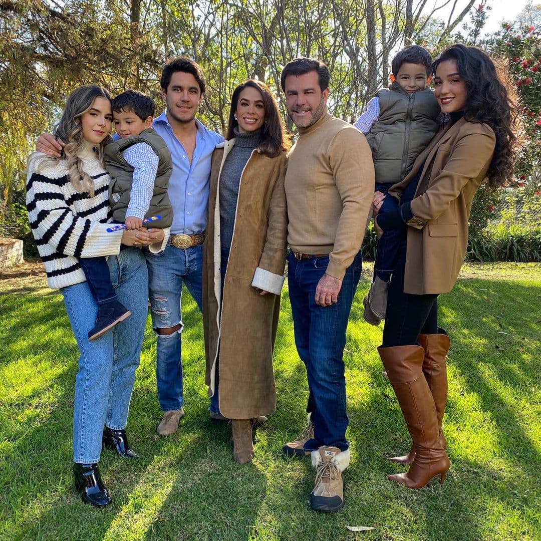 Biby Gaytán revela si copiarán el reality de los Derbez y cómo es Eduardo Capetillo de papá