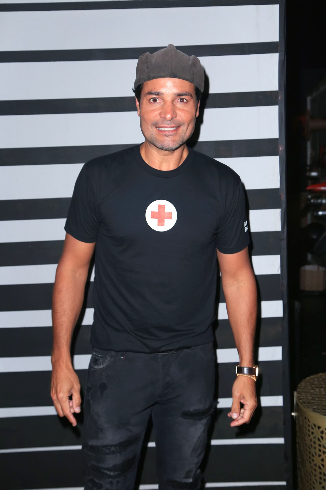Esposa de Chayanne sorprende por cumplir 54 años ¡y verse de 40!