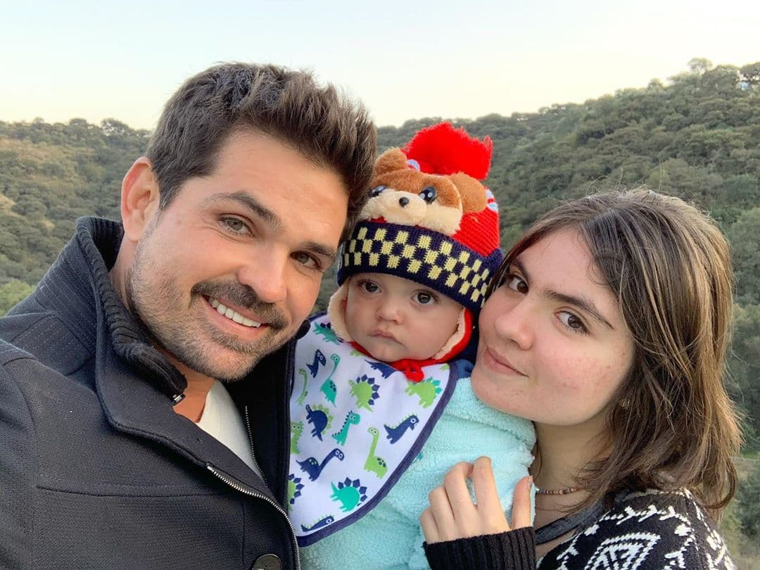 Ferdinando Valencia enternece al posar con sus hijos y recordar al pequeño Dante