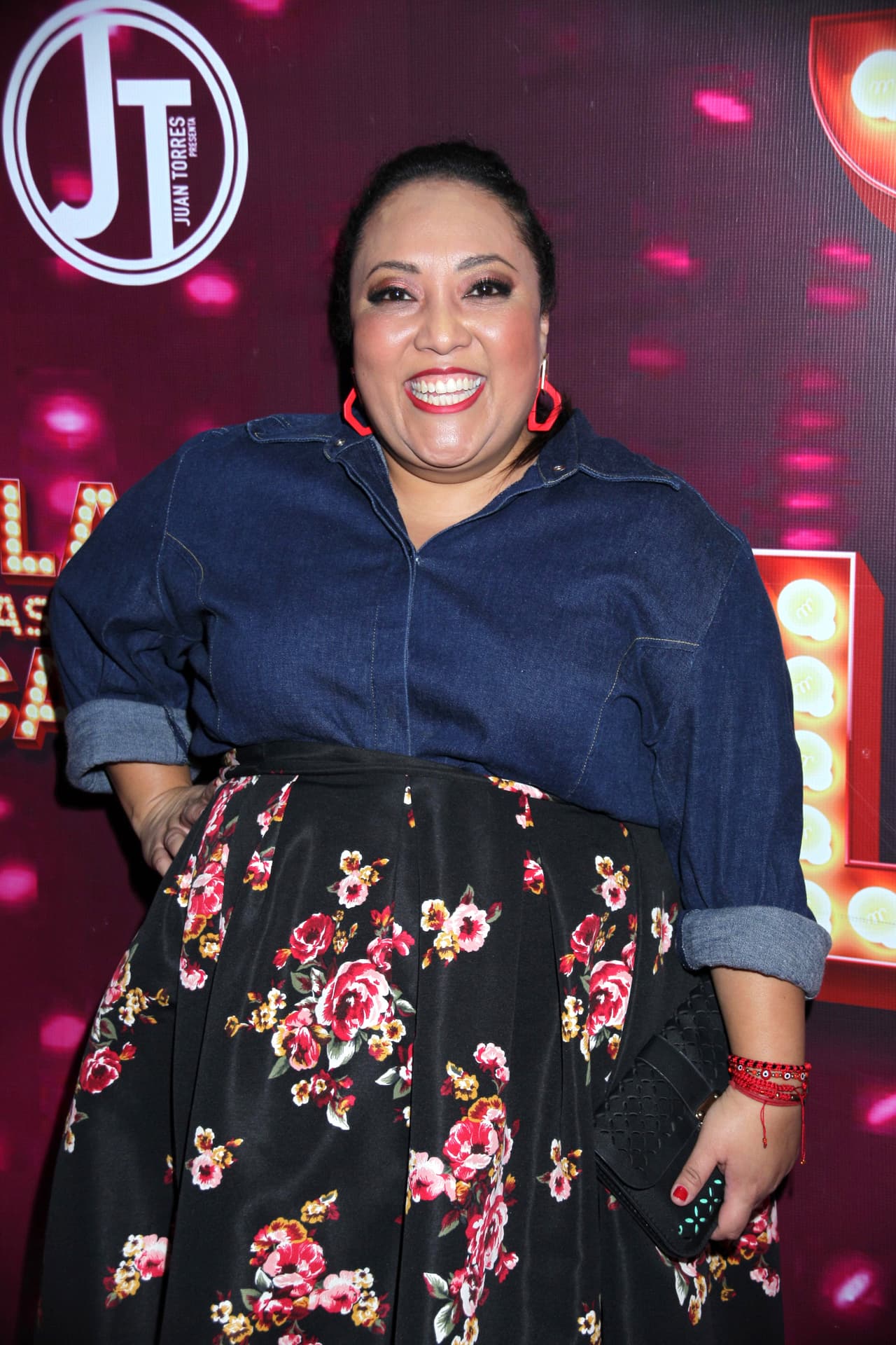 Michelle Rodríguez impacta al aparecer con diminuto top y famosos reaccionan: ‘Mi reina’