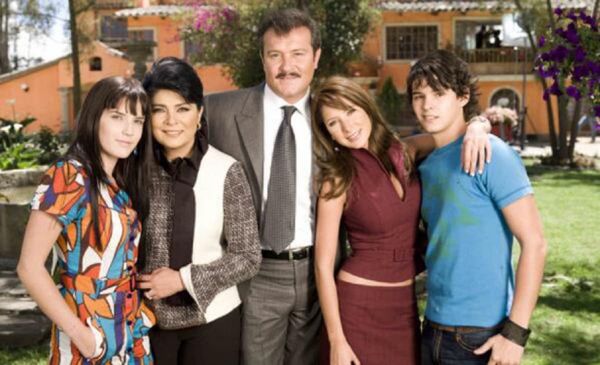 Actriz de Victoria anuncia entre lágrimas que tiene cáncer; pide ayuda desesperada