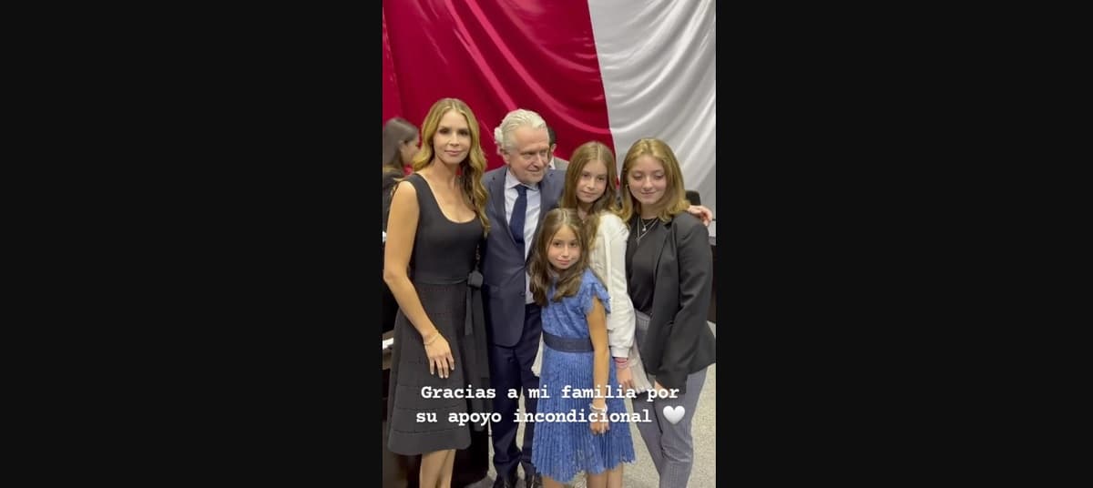 La hija de la actriz robó miradas por lo diferente que luce en la imagen