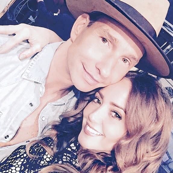 Sin embargo, Andrea Legarreta destacó que cuando pensaron en una separación, ninguno de los dos pudo dar el paso y agradece que tanto para ella como para Erik Rubín su relación siga siendo parte primordial en la vida.