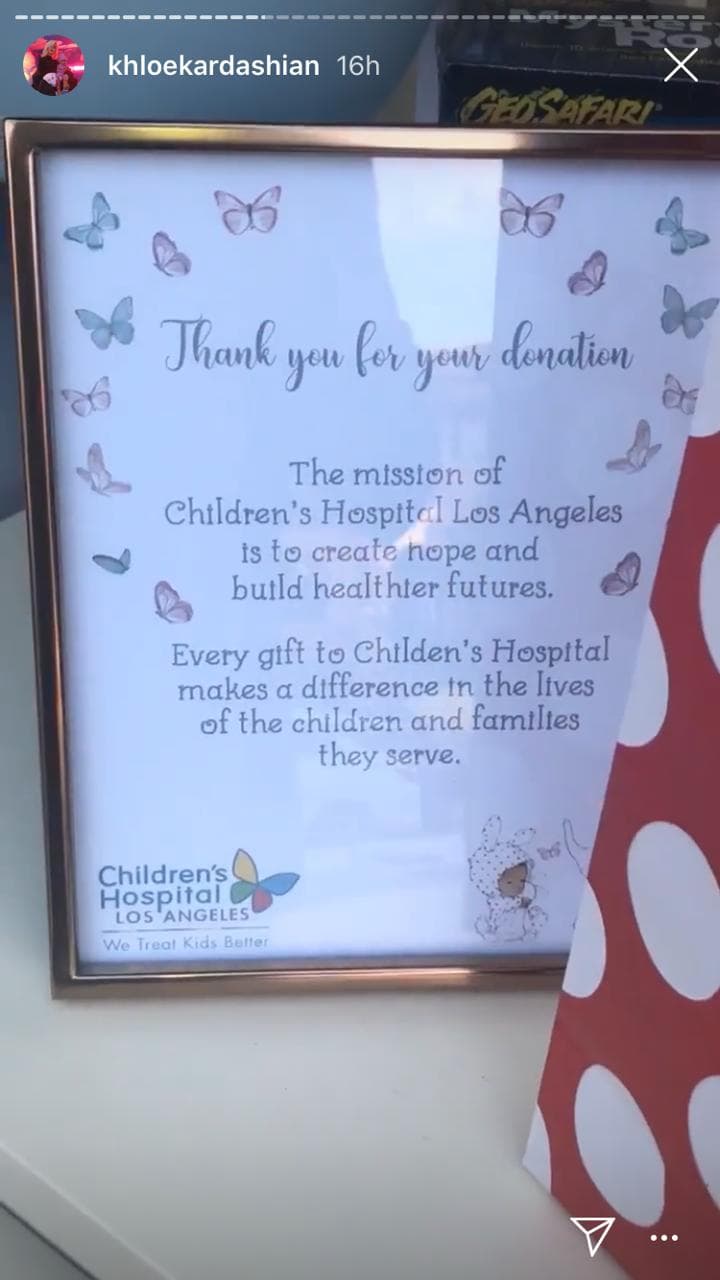 “No queremos regalos para True, nosotros pedimos que todo el mundo trajera un regalo para el Hospital de Niños”, dijo la hermana de Kim Kardashian en una de sus historias de Instagram.