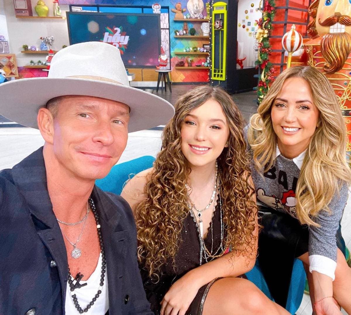 Erik Rubín reacciona como nunca antes a los tremendos piropos que recibe su hija Mía