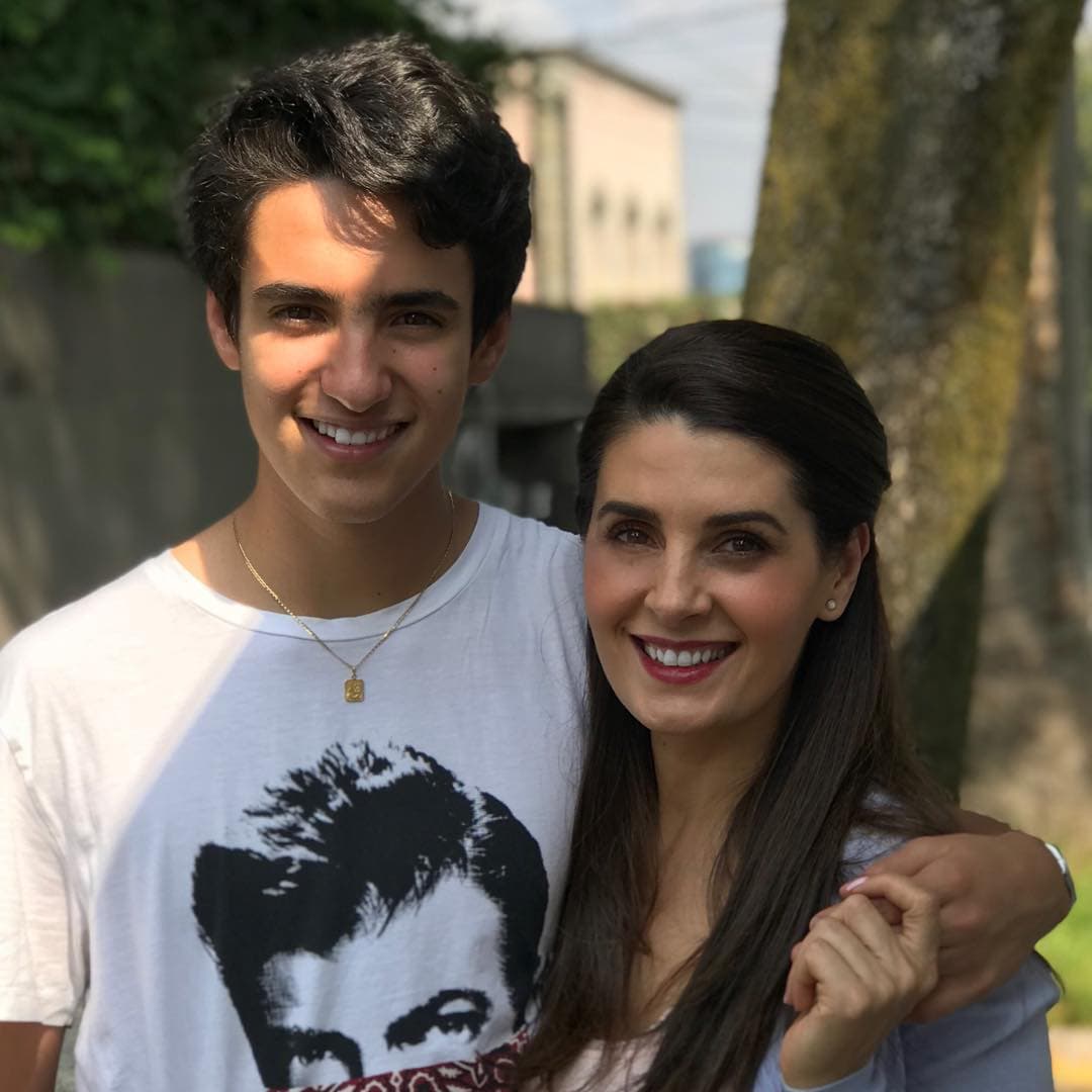 Sebastián Poza siguió los pasos de sus famosos padres y ya comenzó su carrera de actor