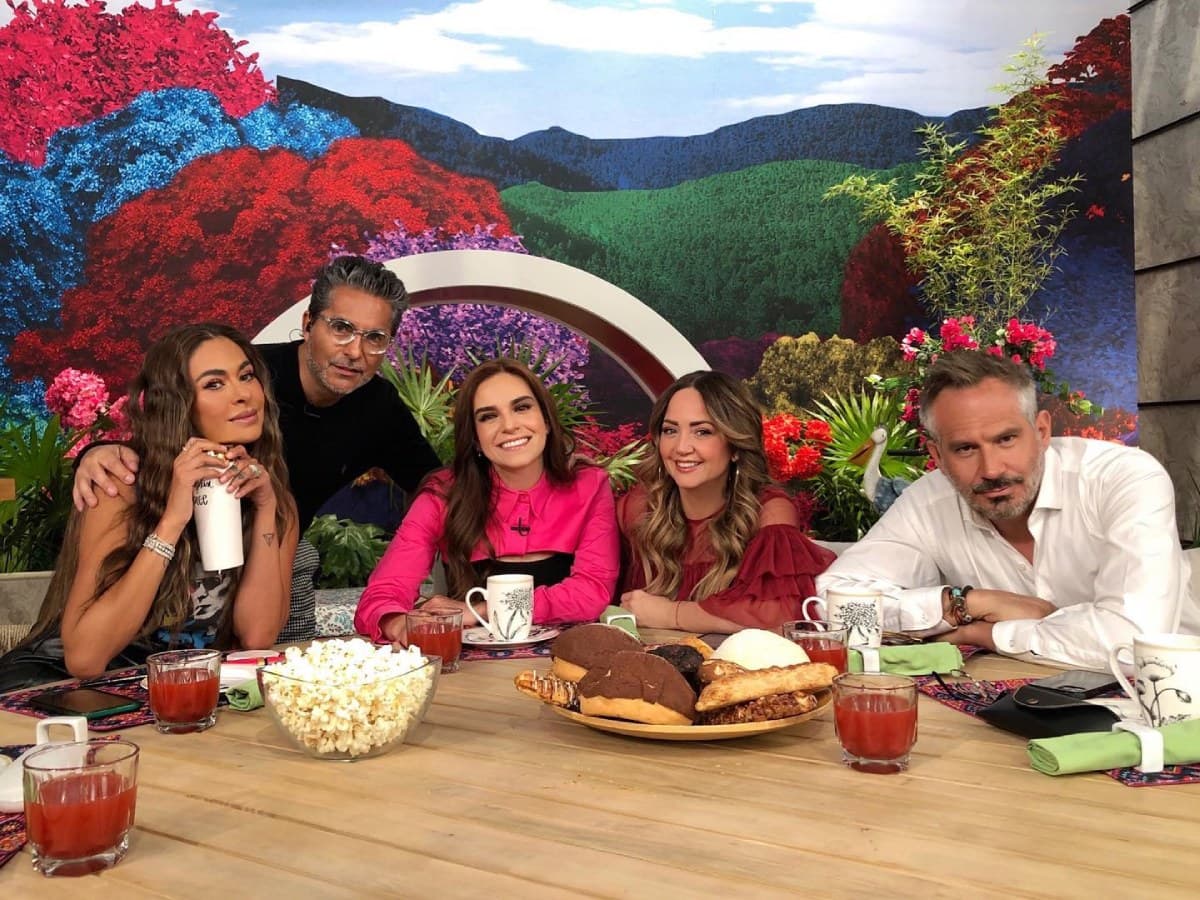 Andrea Legarreta destapó que la productora seguirá en la emisión