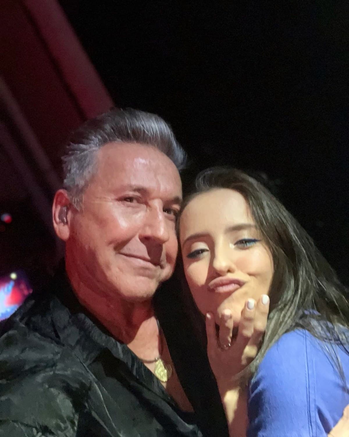 El cantante utilizó su cuenta de Instagram para la imagen