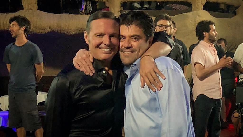 El Burro Van Rankin celebra los 50 años de Luis Miguel con foto inédita de su juventud