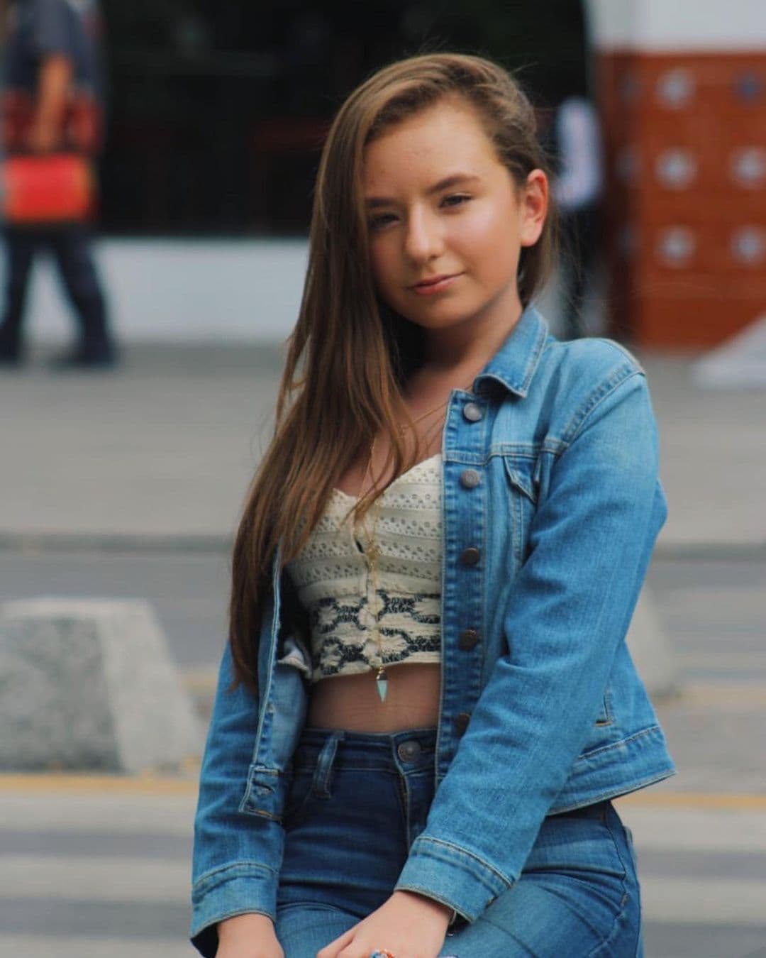 En los últimos años, la hoy adolescente, quien en mayo pasado cumplió 14 años, ha cobrado gran relevancia como youtuber.