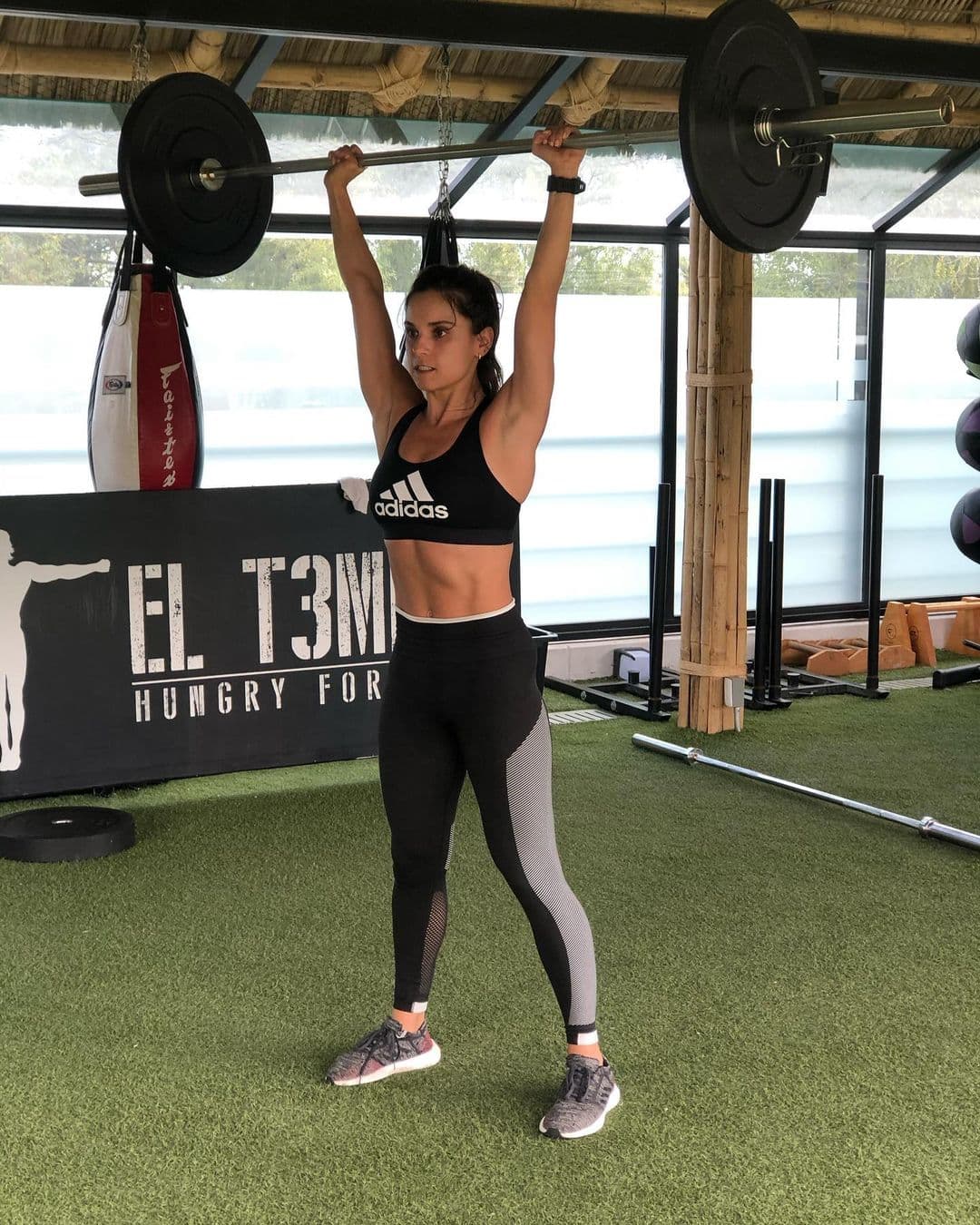 El 7 de junio estrenamos Guerreros 2021 por Canal 5 y tenemos de regreso a Tania Rincón en la conducción, quien en su vida cotidiana lucha por un lugar mejor para las mujeres.