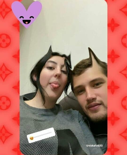 Gracias a dichas publicaciones, el novio de Vicky Fayad no solo se volvió viral, también fue comparado con todo un galán de telenovelas.