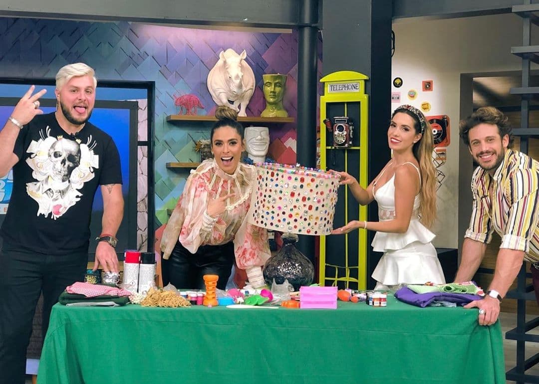 Conductores de Hoy copian a los Derbez y protagonizan cómico baile en TikTok