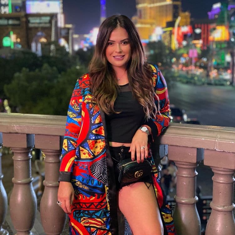 Mariana Echeverría aparece en bikini y se olvida de las críticas a su peso tras convertirse en mamá