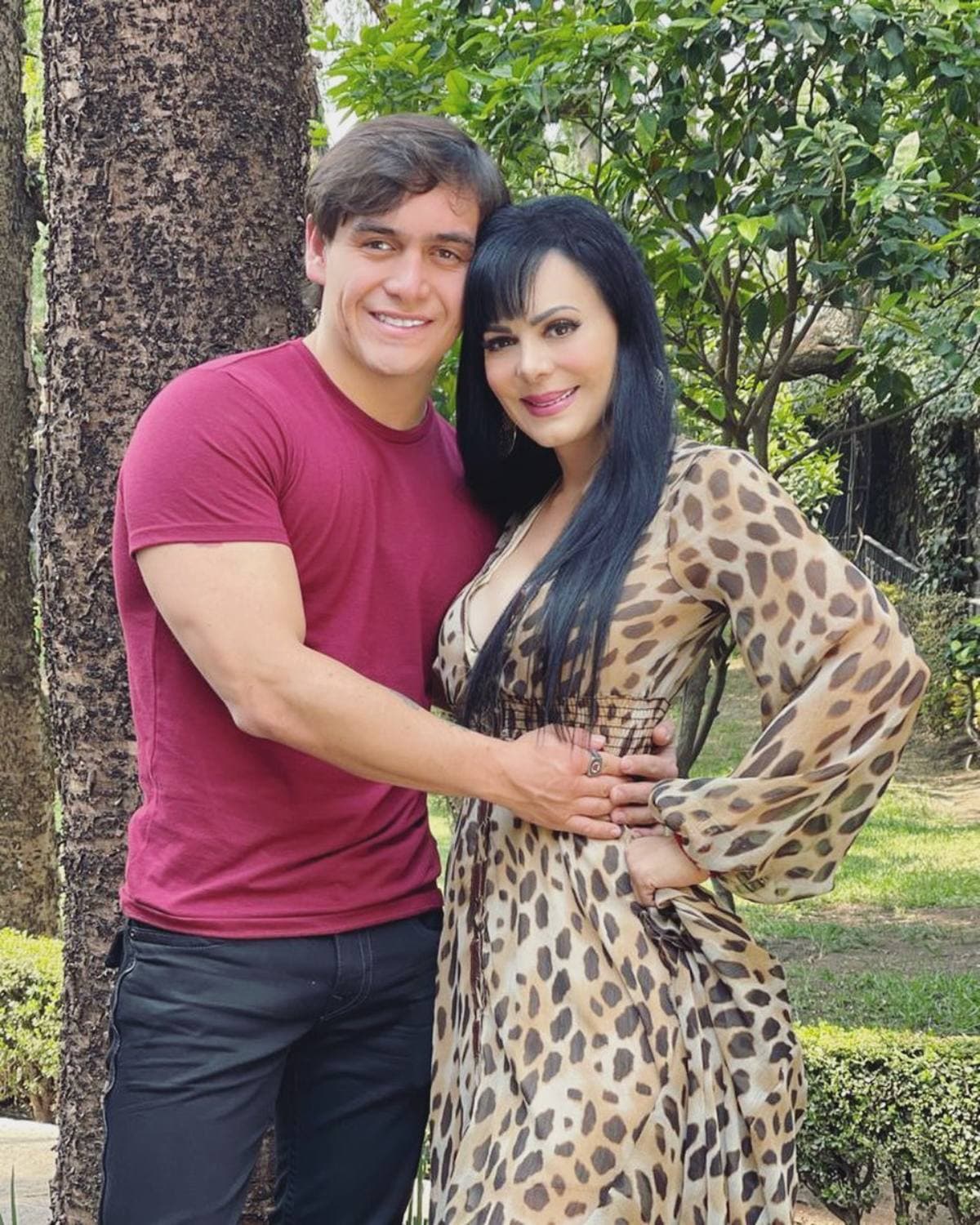 ¿Maribel Guardia no fue al conmovedor homenaje que recibió Julián Figueroa tras su muerte?