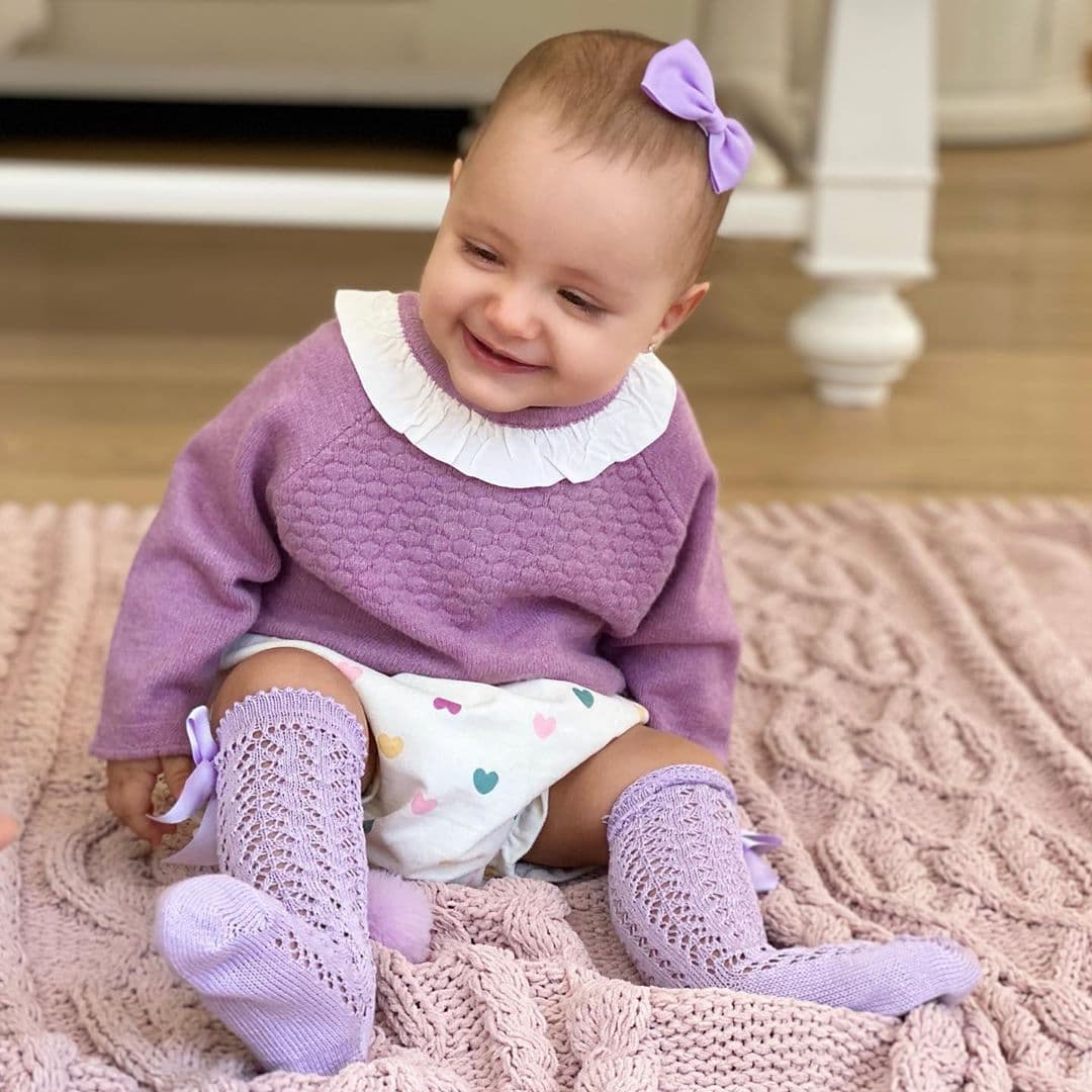 “Feliz cumpleaños a mi princesita Bella, que cumple un año hoy (hora de Australia). Que Dios esté contigo siempre, mucho amor. Papá”, señaló el empresario australiano.