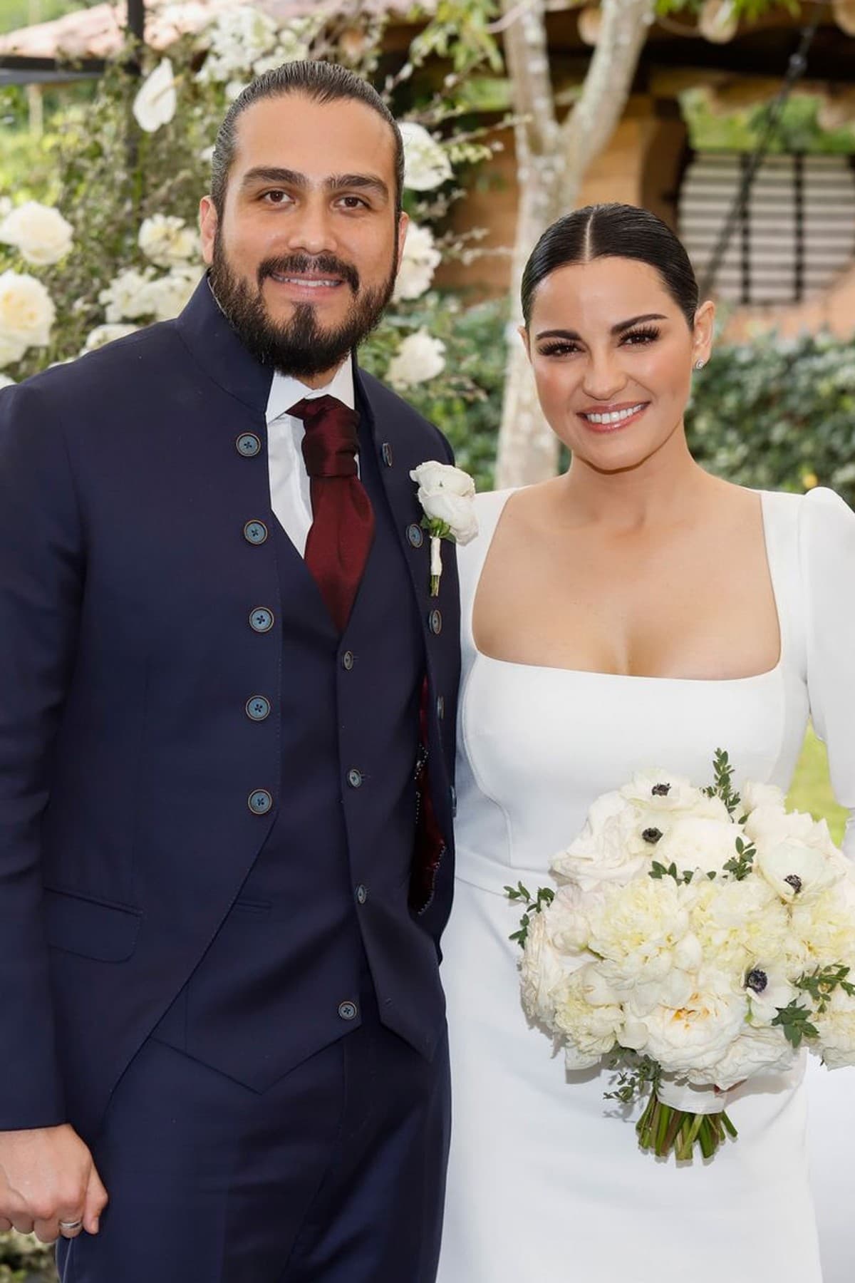 Maite Perroni: el cuarto vestido de novia que usó y casi nadie vio