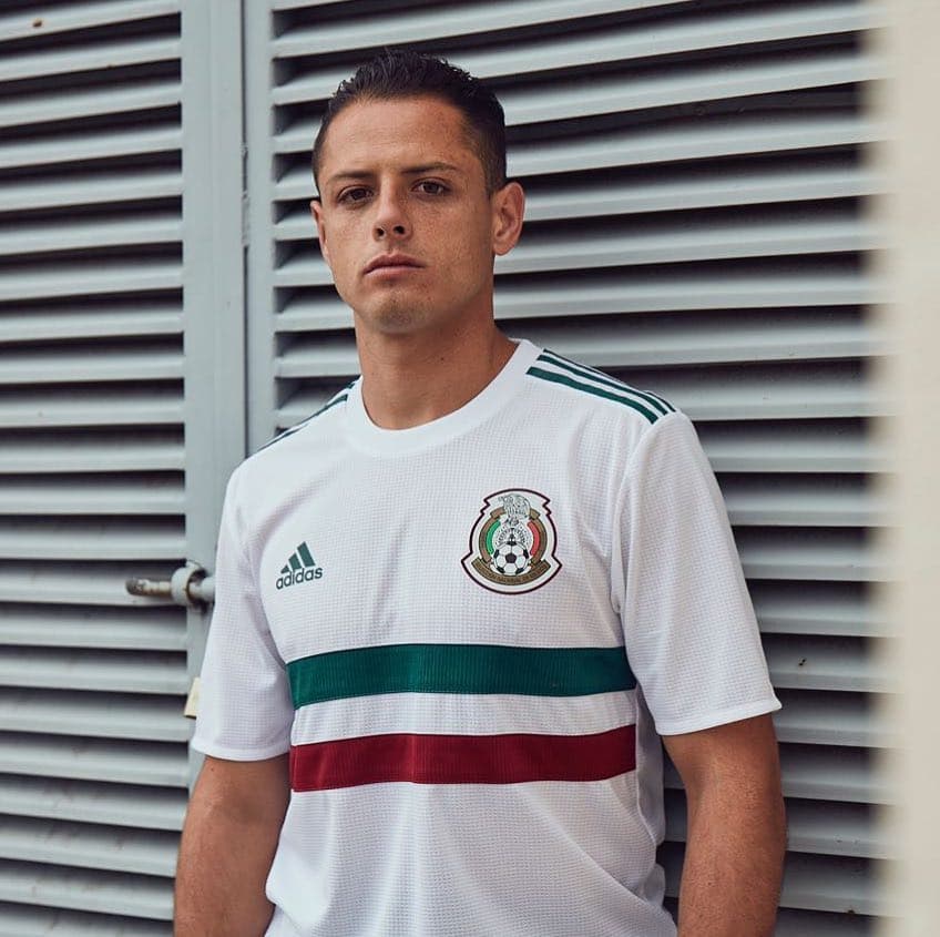 ‘Chicharito’ provoca las burlas de sus compañeros de la Selección Mexicana
