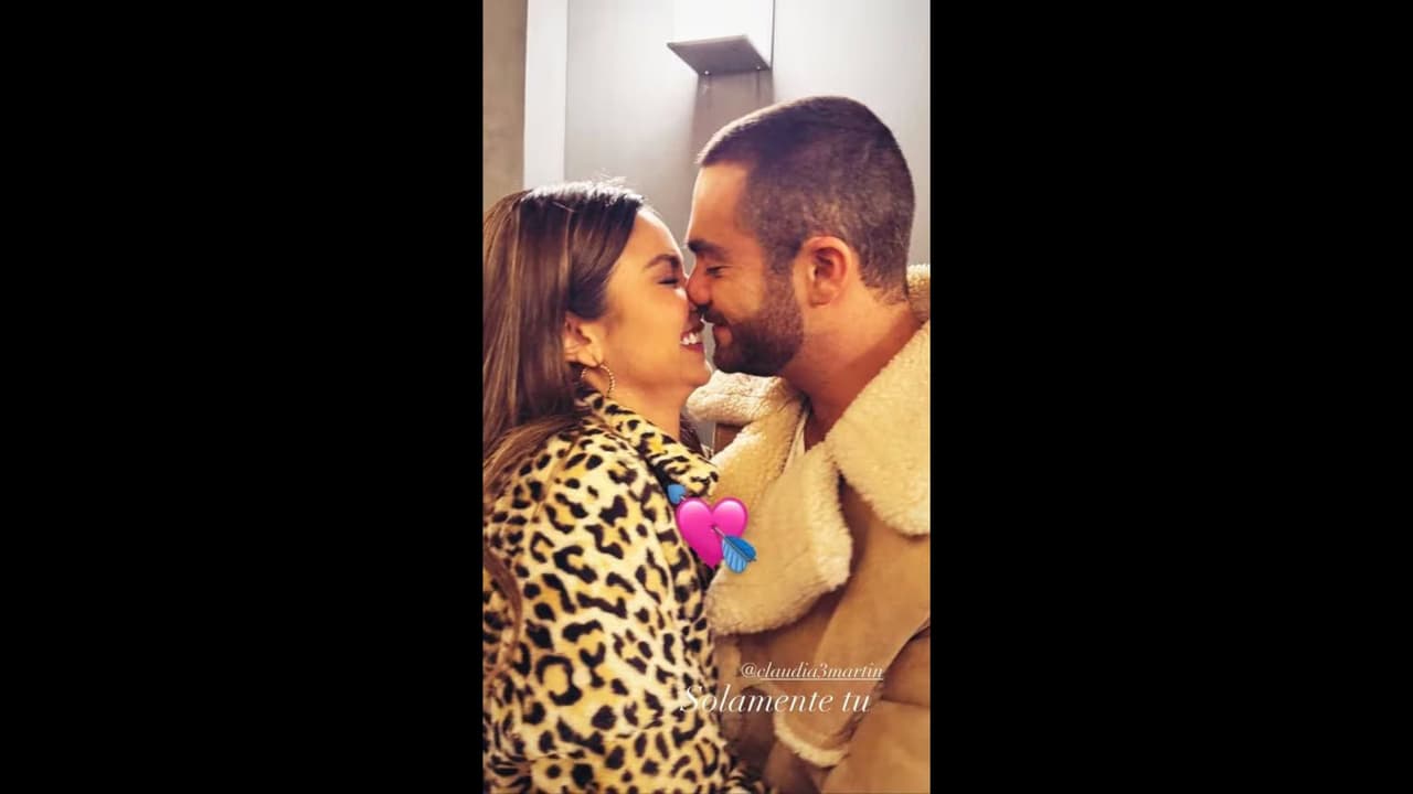 Claudia Martín y Carlos Said protagonizan romántica foto