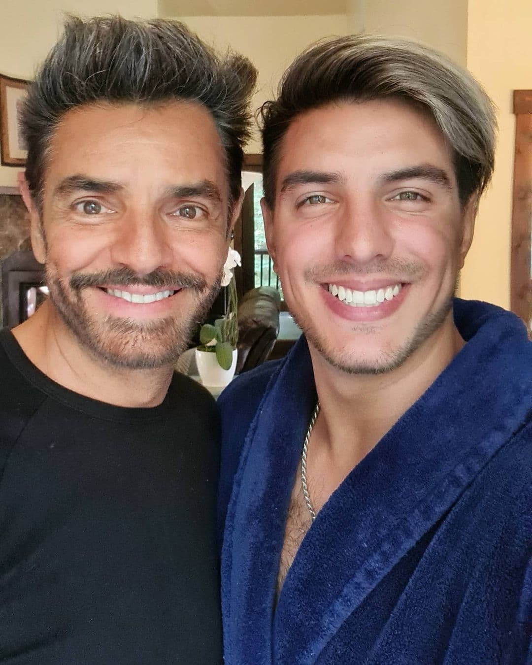 Vadhir Derbez también se quedó fuera del reality familiar y Eugenio le da tremendo regaño
