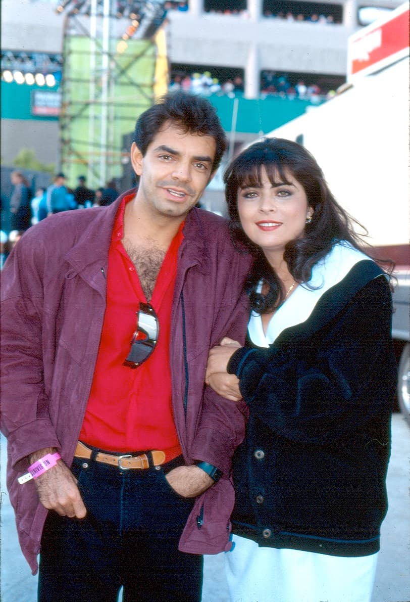 Silvana Prince asegura que su ruptura se debió a que Derbez ya estaba saliendo con Victoria Ruffo y que incluso ya estaba embarazada de José Eduardo Derbez. “Yo no lo creía hasta que me di cuenta, en ese momento le dije ‘sabes qué papi, bye’, porque estaba en mi departamento. Tú tenías cinco meses, cuando Victoria ya se había embarazado, entonces en ese momento ‘obvio vas a tener que empacar tus trapitos porque no soy de las que se aguantan’”, sentenció.