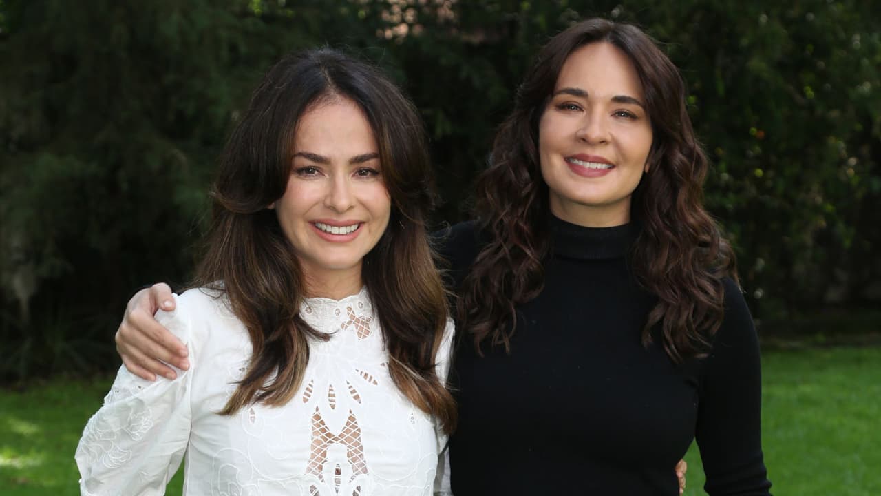 ¿Quiénes dan vida a Danna García y Adriana Louvier de jóvenes en ‘Hermanas’?
