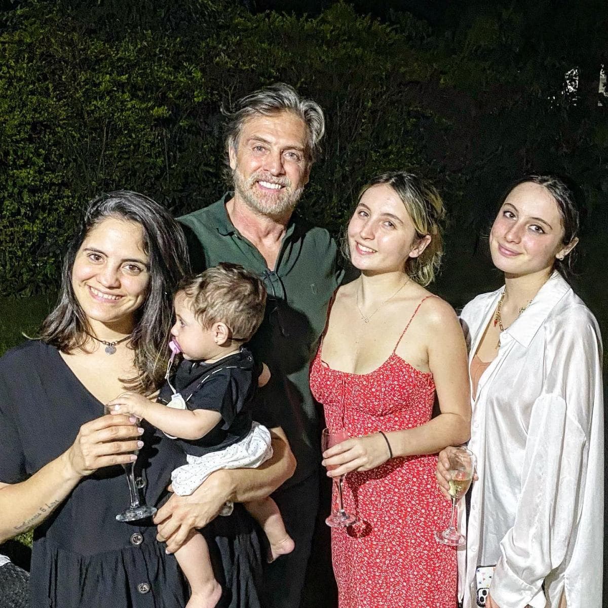 El actor compartió varias fotografías en su cuenta de Instagram