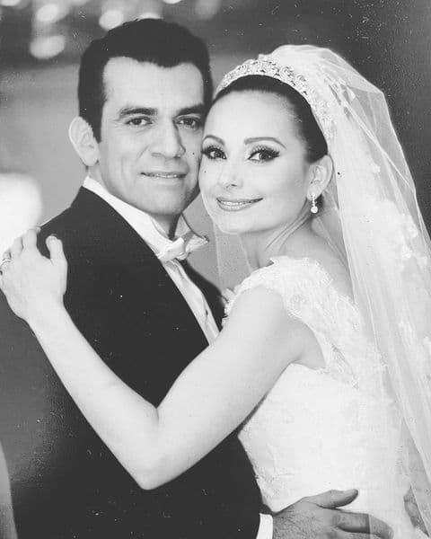 La pareja se dedicó románticos mensajes.