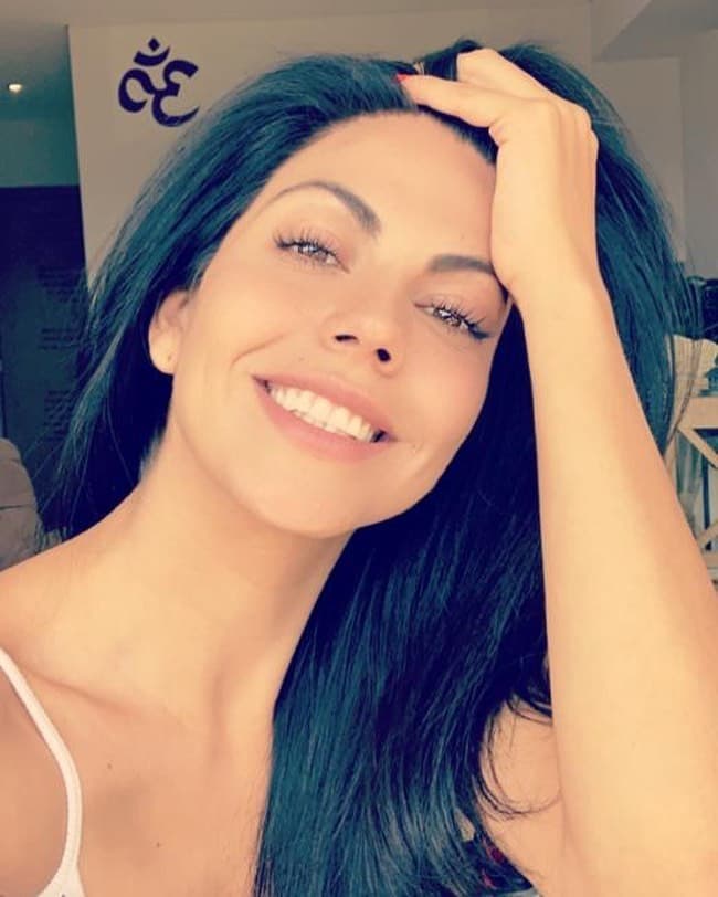 África Zavala provoca risas por la nueva foto junto a su hijo León