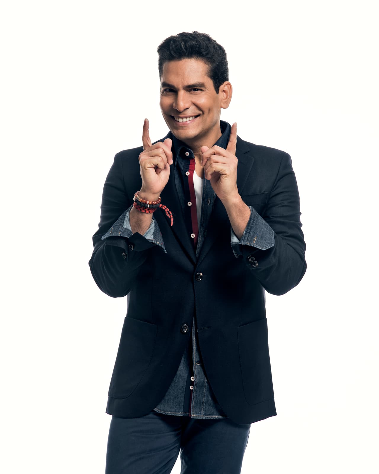 Ismael Cala es un periodista, escritor, productor y presentador de radio y televisión cubano.