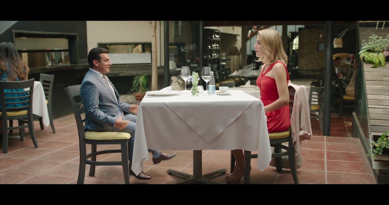 Fernanda Castillo y Jorge Salinas te harán reír en ‘Mi Pequeño Gran Hombre’