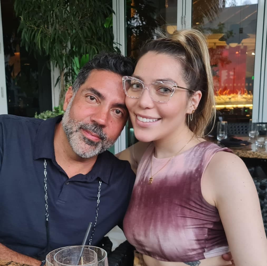 Papá de Frida Sofía se va contra Enrique Guzmán tras destape de abuso: ‘Siempre ha sido libidinoso’