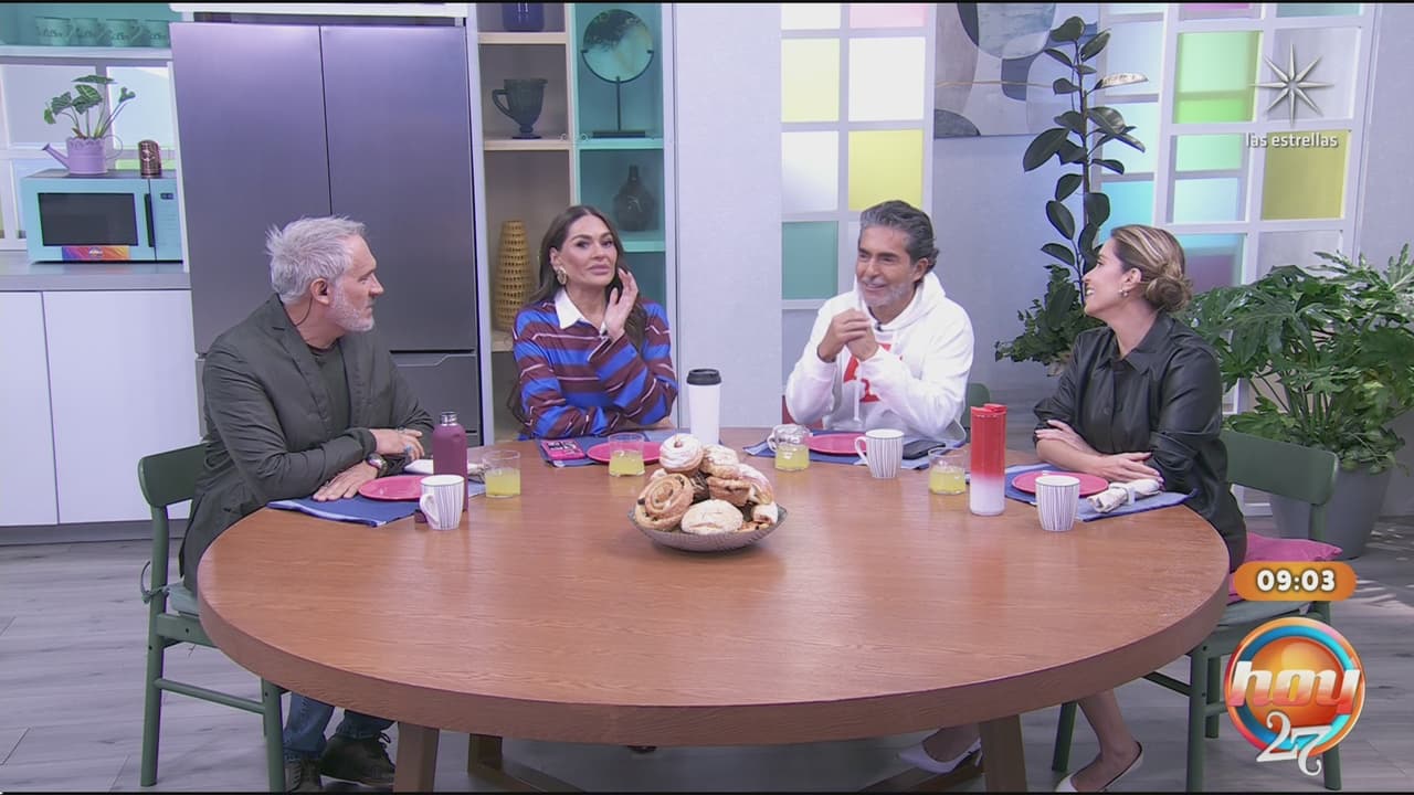 Conductora de Hoy anuncia boda en pleno programa; Aarón Mercury reacciona y tajante dice: “Hasta yo me puse celoso”