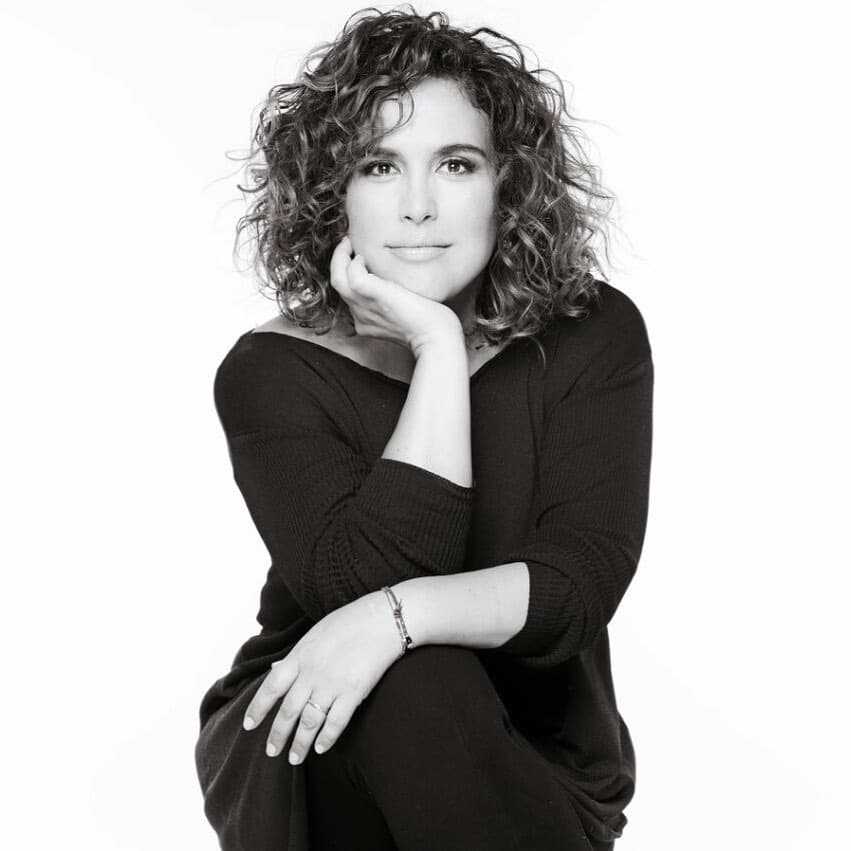 Angélica Vale está de luto y lamenta: “Me dio tanta nostalgia haber desperdiciado tantos años”