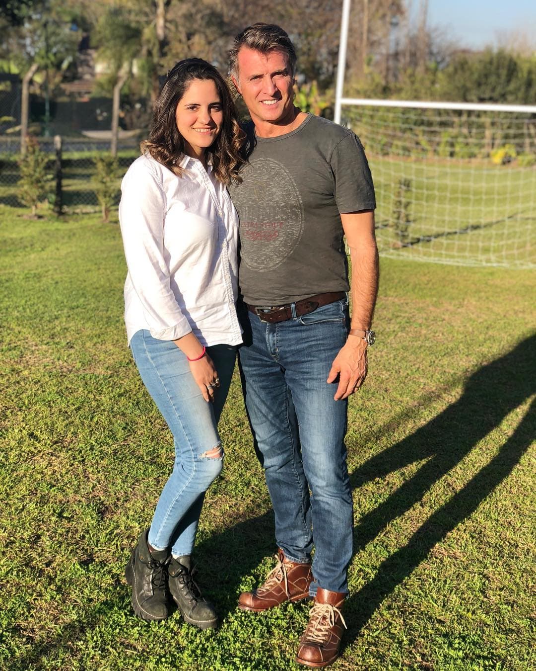 Juan Soler se suma a la lista de famosos que se convertirán en abuelos jóvenes y es que hace unos días su hija Valentina anunció que sería madre de una niña.