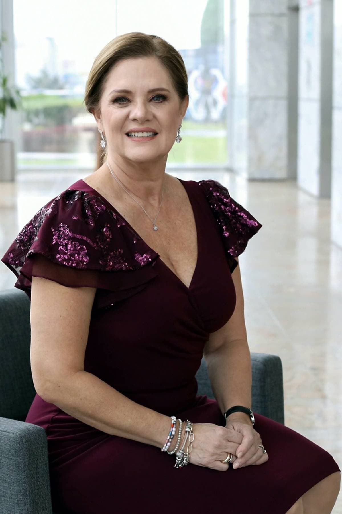 Erika Buenfil deja sin palabras al mostrarse por primera vez al natural y luce irreconocible