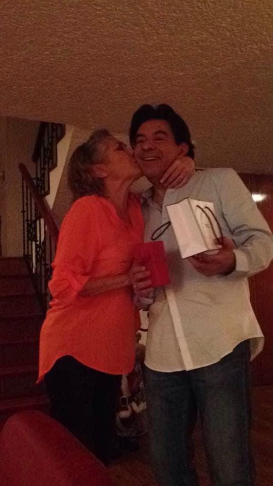 Michel se volvió a casar con Jorge Alberto Aguilera, el famoso conductor, locutor y actor de doblaje. Es recordado por formar parte del programa ‘En familia con Chabelo’ desde 1990 hasta el 2015, año en que finalizó la emisión.