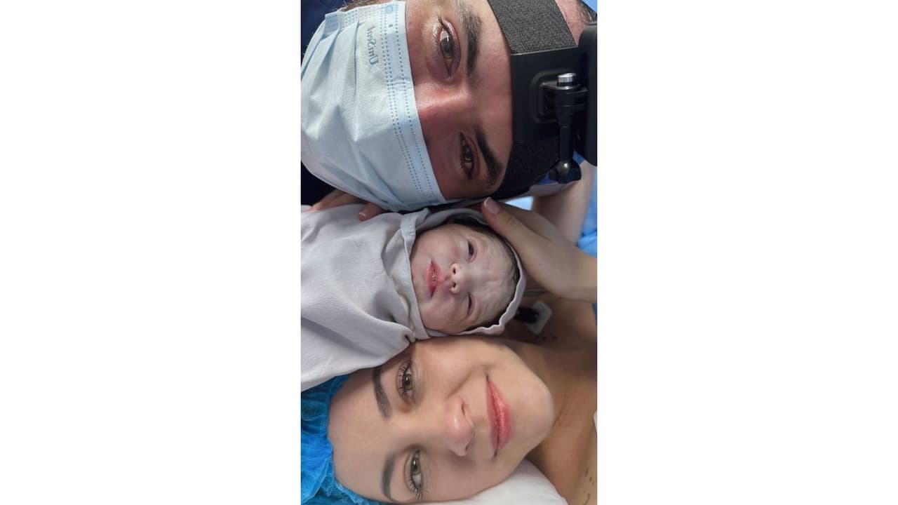 Tessa, hija de José Eduardo Derbez y Paola Dalay.