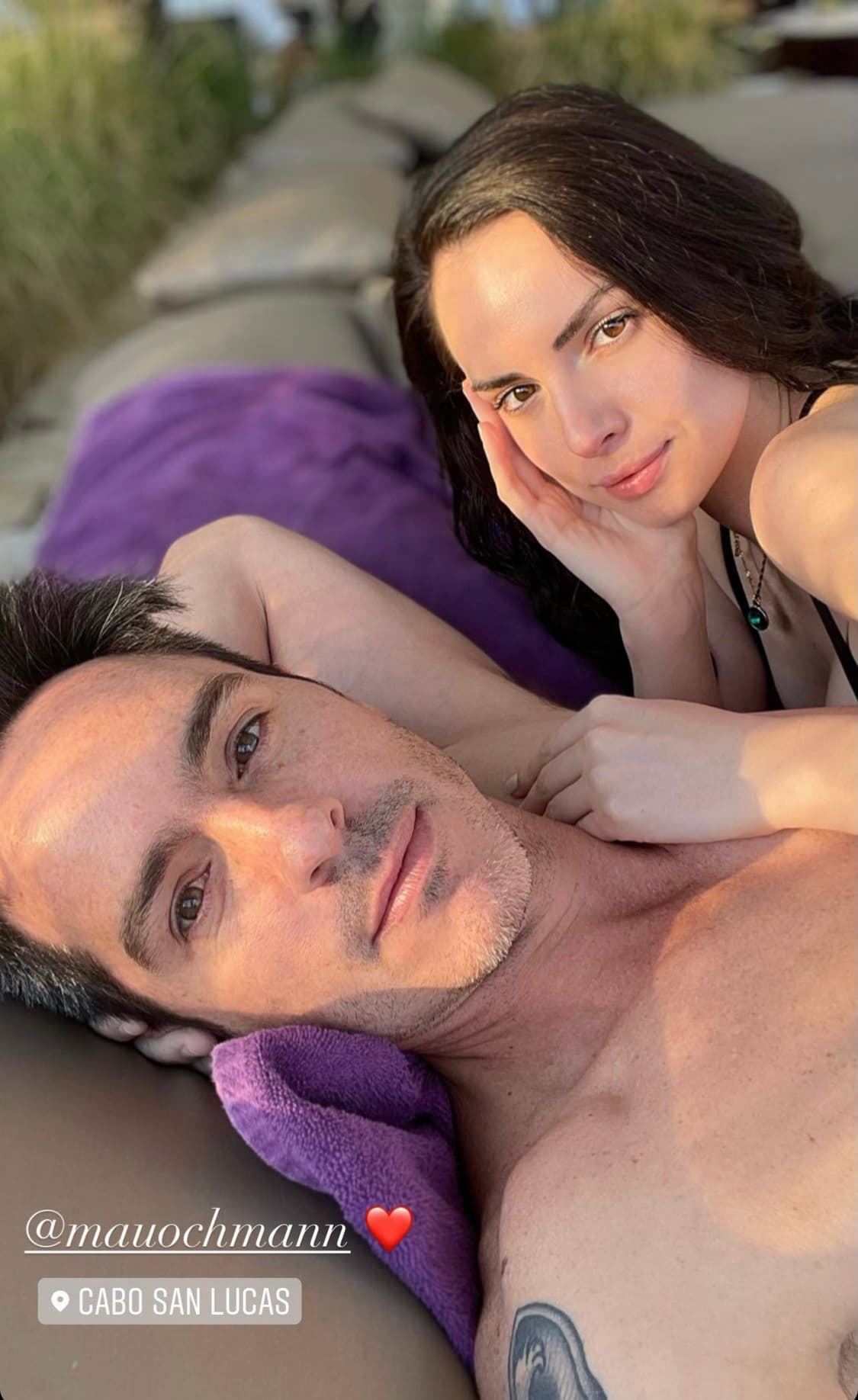Mauricio Ochmann fue quien confirmó su romance con Paulina Burrola ante las cámaras de ‘Hoy Día’, donde incluso reveló que la modelo y su hija Kailani ya se conocían.